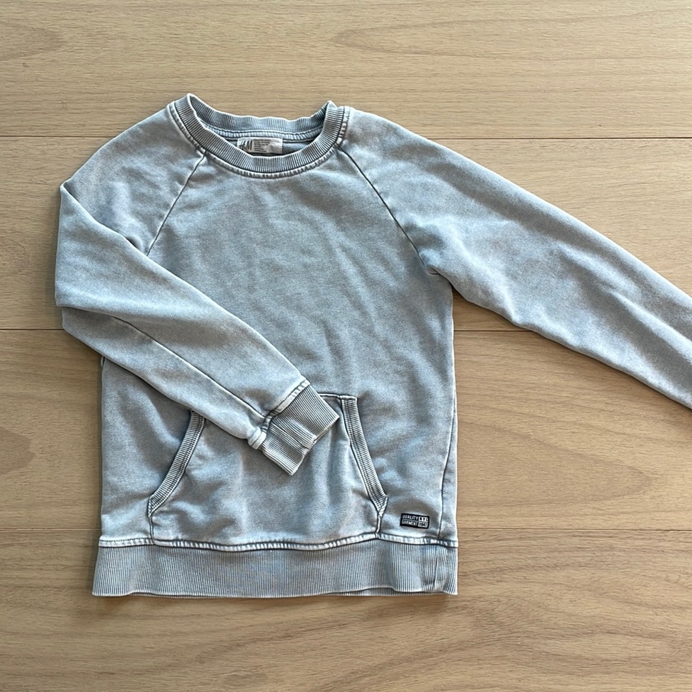 Boys H&M sweatshirt, size 6x/7